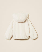 Carica l'immagine nel visualizzatore di Gallery, Bomber baby in faux fur con zip
€ 165,00 - Junior &amp; Co.it