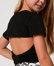 Carica l&#39;immagine nel visualizzatore di Gallery, Twinset T-Shirt Nera con Oval T e Cut-out