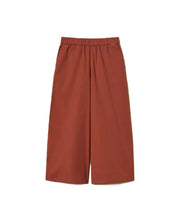 Load image into Gallery viewer, TWINSET Pantaloni cropped in popeline cacao - Junior &amp; Co.it