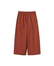 Load image into Gallery viewer, TWINSET Pantaloni cropped in popeline cacao - Junior &amp; Co.it