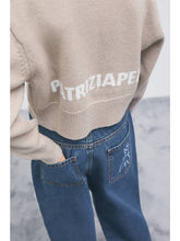 Load image into Gallery viewer, PATRIZIA PEPE Maglia cropped in misto lana beige