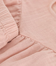 Carica l&#39;immagine nel visualizzatore di Gallery, PETIT BATEAU completo blusa e shorts bebè in garza di cotone rosa
