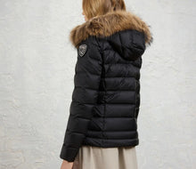Load image into Gallery viewer, BLAUER Giubbotto Piumino Arcaida Nero con Cappuccio e Pelliccia