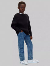 Carica l'immagine nel visualizzatore di Gallery, CALVIN KLEIN JEANS Maglia Relaxed Girocollo Nero