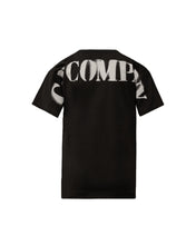 Load image into Gallery viewer, C.P. COMPANY T-Shirt Oversize Fit Nera Girocollo con Stampa Logo su Schiena - Junior &amp; Co.it
