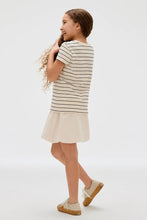 Carica l&#39;immagine nel visualizzatore di Gallery, Calvin Klein Jeans T-Shirt a Righe Beige in Cotone