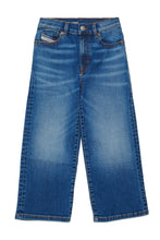 Carica l'immagine nel visualizzatore di Gallery, DIESEL Jeans Regular Blu Medio - 2000 per Bambine e Ragazze - Junior &amp; Co.it