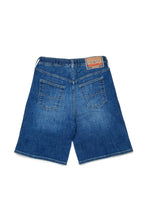 Load image into Gallery viewer, DIESEL Bermuda Shorts in Denim con Effetto Washed - Junior &amp; Co.it