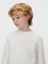 Carica l'immagine nel visualizzatore di Gallery, CALVIN KLEIN JEANS Maglia panna con logo
