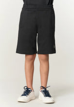 Carica l'immagine nel visualizzatore di Gallery, U.S. POLO ASSN Pantalone nero corto sportivo per bambini e ragazzi con vita elasticizzata e tasche laterali