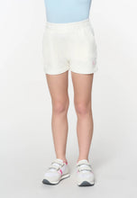 Load image into Gallery viewer, U.S. POLO ASSN Shorts bianco per bambine e ragazze con vita elasticizzata, tasche laterali e logo ricamato - Junior &amp; Co.it