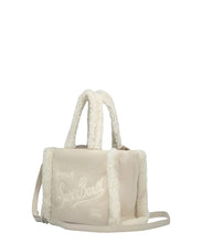 Carica l&#39;immagine nel visualizzatore di Gallery, Mc2 Saint Barth Borsa Vanity Mini in Shearling Beige con Ricamo Dimenioni: 20 x 19 x 10 cm