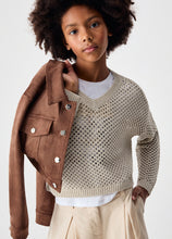 Load image into Gallery viewer, Pullover a rete con scollo a V - Junior &amp; Co.it