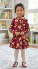 Carica l'immagine nel visualizzatore di Gallery, SARABANDA Abito Bambina Bordeaux Felpa Stretch Orsetti - Junior &amp; Co.it