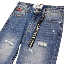 Carica l'immagine nel visualizzatore di Gallery, Bermuda blu jeans con logo spray  1045 - Junior &amp; Co.it