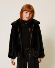 Carica l'immagine nel visualizzatore di Gallery, Bomber in faux fur
€ 170.00
