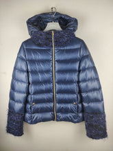Carica l'immagine nel visualizzatore di Gallery, PIUMINO HERNO BLU NAVY taglia 14 anni. Sconto 50%